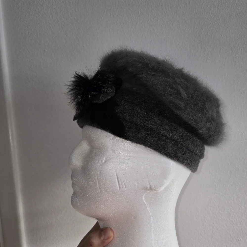 50% Angora 30% Wool 20% Acrylic‎ Gray/Black Women’s Hat